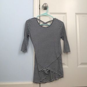 Long quater sleeved shirt